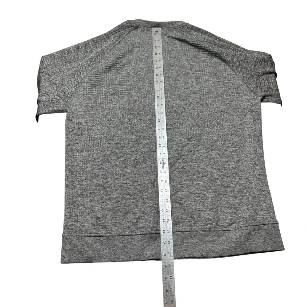 Lululemon Men Large Engineered Warmth Long Sleeve Crewneck Sweater Heather Grey